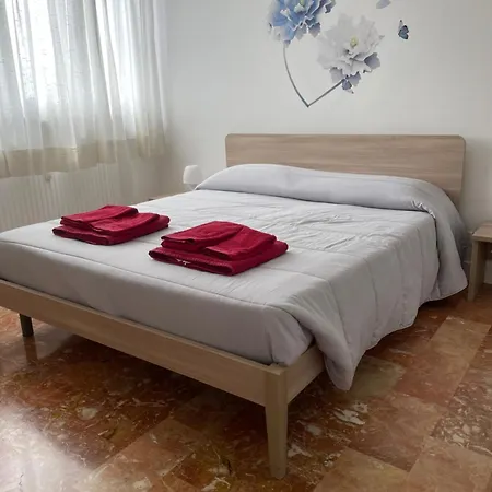 Accogliente In Zona Ospedale